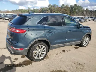 2019 Lincoln MKC Select with VIN 5LMCJ2C93KUL52056, listed as a Copart auction lot 85078844 with 68,863 mi miles and Salvage title. Bid and sale history available at DreamBid. Image 3.
