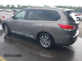 2013 Nissan Pathfinder SV with VIN 5N1AR2MNXDC627266, listed as a IAAI auction lot 42284429 with 163,910 mi miles and . Bid and sale history available at DreamBid. Image 3.