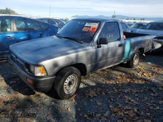 1993 Toyota 2WD Pickups with VIN 4TARN81A8PZ061273, listed as a Copart auction lot 72385394 with 139,707 mi miles and Salvage Title. Bid and sale history available at carsss.com. Image 1.