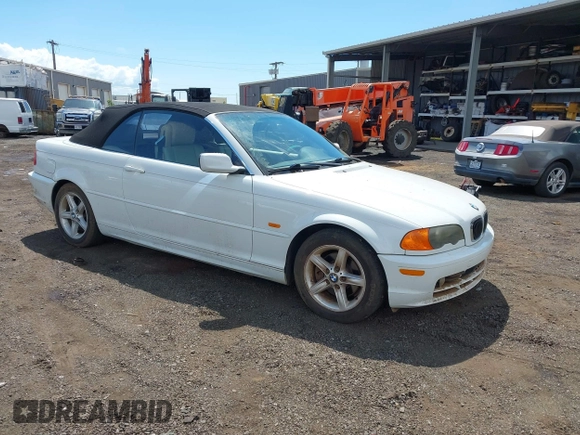 2003 BMW 3 Series 325Ci with VIN WBABS33483JY44155, listed as a IAAI auction lot 41603387 with 133,362 mi miles. Bid and sale history available at carsss.com. Image 1.