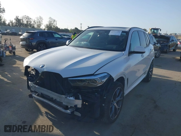 2022 BMW X5 sDrive40i with VIN 5UXCR4C0XN9N25946, listed as a IAAI auction lot 41957291 with 34,286 mi miles. Bid and sale history available at carsss.com. Image 17.