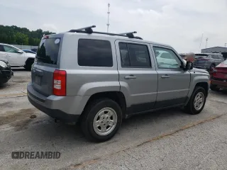 2015 Jeep Patriot Sport with VIN 1C4NJRBB0FD381629, listed as a Copart auction lot 59335355 with 135,347 mi miles and Salvage title. Bid and sale history available at DreamBid. Image 3.