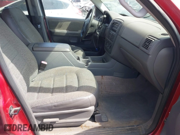2004 Ford Explorer XLS z VIN 1FMZU72K04ZA99967, wystawiony jako IAAI lot #41845455 z przebiegiem 245 432 mil mil oraz . Historia ofert i sprzedaży dostępna na DreamBid. Obrazek 5.