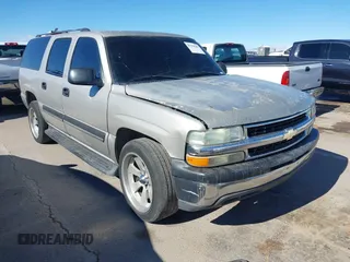 2004 Chevrolet Suburban LS with VIN 3GNEC16Z54G326412, listed as a IAAI auction lot 41270301 with 1 mi miles. Bid and sale history available at carsss.com. Image 1.