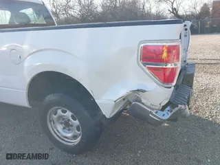 2014 Ford F-150 XL with VIN 1FTNF1CF4EKD17186, listed as a IAAI auction lot 41785115 with 223,245 mi miles. Bid and sale history available at carsss.com. Image 19.