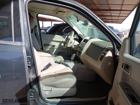 2008 Ford Escape Hybrid with VIN 1FMCU49HX8KB90001, listed as a IAAI auction lot 41558762 with 200,677 mi miles. Bid and sale history available at carsss.com. Image 5.