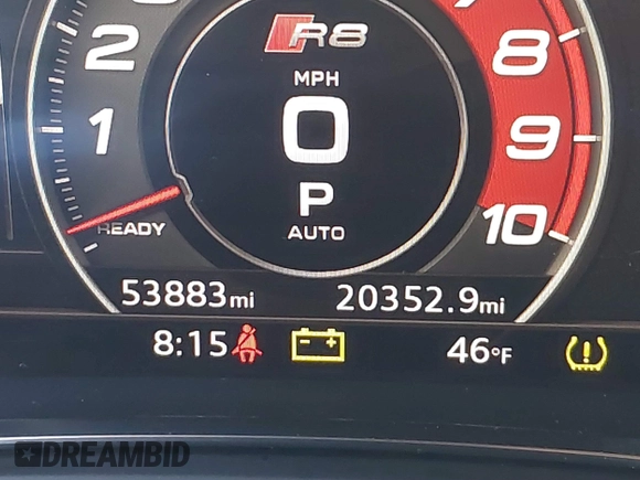 2017 Audi R8 z VIN WUAVACFX5H7903923, wystawiony jako IAAI lot #41348191 z przebiegiem 53 883 mil mil oraz . Historia ofert i sprzedaży dostępna na DreamBid. Obrazek 15.