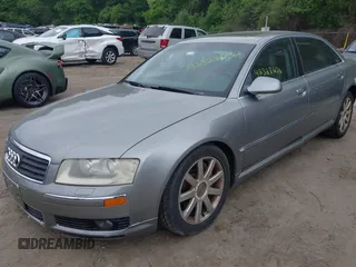 2005 Audi A8 z VIN WAUML44EX5N001847, wystawiony jako IAAI lot #42328636 z przebiegiem 129 925 mil mil oraz . Historia ofert i sprzedaży dostępna na DreamBid. Obrazek 2.