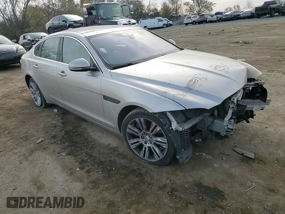 2016 Jaguar XF 35t Premium with VIN SAJBD4BV0GCY24278, listed as a Copart auction lot 80943394 with 52,179 mi miles and Salvage Title. Bid and sale history available at carsss.com. Image 10.