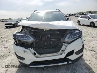 2017 Nissan Rogue SV with VIN 5N1AT2MTXHC758932, listed as a Copart auction lot 51262145 with 189,795 mi miles and Salvage Title. Bid and sale history available at carsss.com. Image 5.