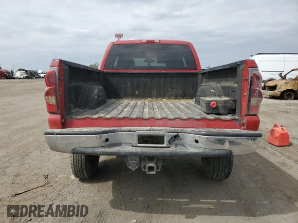 2005 Chevrolet Silverado 1500 LS z VIN 2GCEC19T351242468, wystawiony jako Copart lot #53375425 z przebiegiem 192 994 mil mil oraz Szkoda całkowita • Salvage title. Historia ofert i sprzedaży dostępna na DreamBid. Obrazek 6.