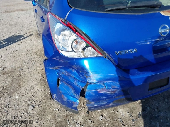 2010 Nissan Versa 1.8 S with VIN 3N1BC1CP4AL403713, listed as a IAAI auction lot 41761672 with 196,792 mi miles. Bid and sale history available at carsss.com. Image 6.