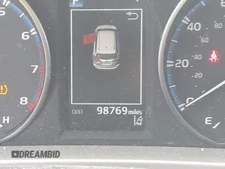 2017 Toyota RAV4 LE с VIN JTMBFREV2HJ701869, выставлен на аукционе IAAI как лот 42422409 с пробегом 98 769 миль миль и . История ставок и продаж доступна на DreamBid. Изображение 15.