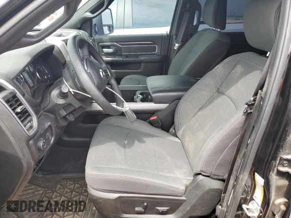 2024 Ram 2500 Big Horn with VIN 3C6UR5DL3RG119413, listed as a Copart auction lot 55709064 with 33,197 mi miles and Salvage title. Bid and sale history available at DreamBid. Image 7.
