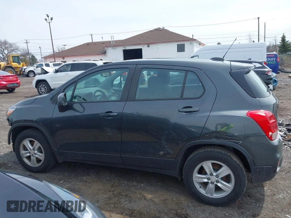 2020 Chevrolet Trax LS with VIN 3GNCJKSBXLL185161, listed as a IAAI auction lot 42032231 with 82,587 mi miles and . Bid and sale history available at DreamBid. Image 12.