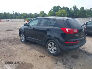 2012 Kia Sportage LX with VIN KNDPB3A28C7337795, listed as a IAAI auction lot 40118771 with 187,037 mi miles and . Bid and sale history available at DreamBid. Image 3.