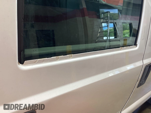 2012 Ford F-250 XL with VIN 1FT7W2B66CEB41821, listed as a IAAI auction lot 42702754 with 174,731 mi miles and . Bid and sale history available at DreamBid. Image 58.