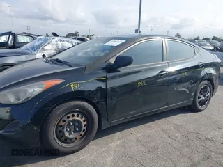 2012 Hyundai Elantra Limited with VIN KMHDH4AE5CU213997, listed as a IAAI auction lot 41881245 with 167,998 mi miles. Bid and sale history available at carsss.com. Image 6.