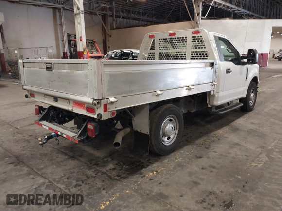 2019 Ford F-250 XL with VIN 1FDBF2A67KED43220, listed as a IAAI auction lot 41530151 with 65,176 mi miles and . Bid and sale history available at DreamBid. Image 4.