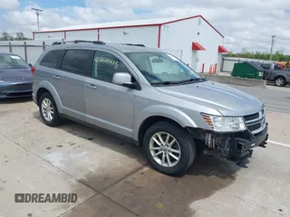 2017 Dodge Journey SXT z VIN 3C4PDCBBXHT612692, wystawiony jako IAAI lot #42144413 z przebiegiem 155 249 mil mil oraz . Historia ofert i sprzedaży dostępna na DreamBid. Obrazek 1.