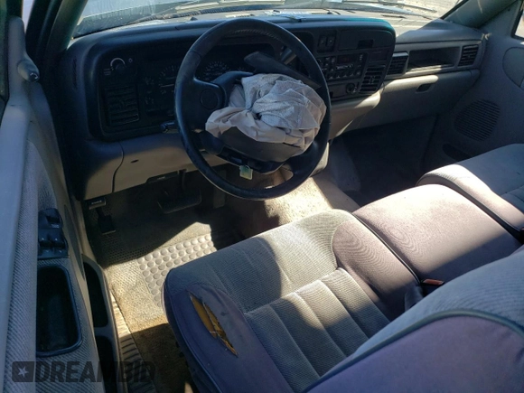 1996 Dodge 1500 z VIN 1B7HC16Z5TS701809, wystawiony jako Copart lot #79456624 z przebiegiem 114 557 mil mil oraz Szkoda całkowita • Salvage title. Historia ofert i sprzedaży dostępna na DreamBid. Obrazek 8.