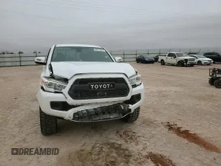 2018 Toyota Tacoma SR with VIN 3TMCZ5AN4JM143350, listed as a Copart auction lot 83234524 with 70,853 mi miles and Clean Title. Bid and sale history available at DreamBid. Image 11.