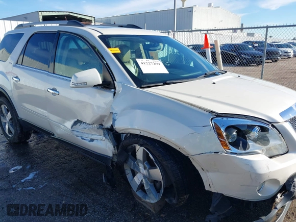 2010 GMC Acadia SLT1 with VIN 1GKLVMED0AJ167282, listed as a IAAI auction lot 41227299 with 121,293 mi miles. Bid and sale history available at carsss.com. Image 6.