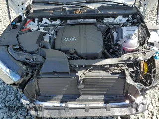 2024 Audi Q5 Premium with VIN WA1ABAFY2R2150639, listed as a Copart auction lot 57469535 with 6,557 mi miles and Salvage title. Bid and sale history available at DreamBid. Image 12.