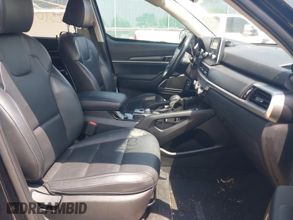 2021 Kia Telluride S with VIN 5XYP64HC9MG177780, listed as a IAAI auction lot 42510581 with 55,900 mi miles and . Bid and sale history available at DreamBid. Image 5.
