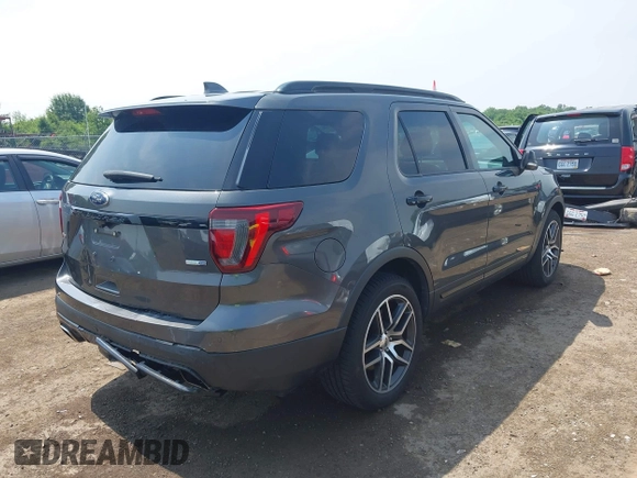 2017 Ford Explorer Sport z VIN 1FM5K8GT7HGB59563, wystawiony jako IAAI lot #42491656 z przebiegiem 90 622 mil mil oraz . Historia ofert i sprzedaży dostępna na DreamBid. Obrazek 4.