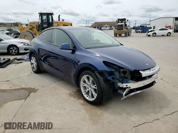 2024 Tesla Model Y Long Range with VIN 7SAYGDEE2RF986014, listed as a Copart auction lot 55791145 with 12,344 mi miles and Salvage title. Bid and sale history available at DreamBid. Image 15.