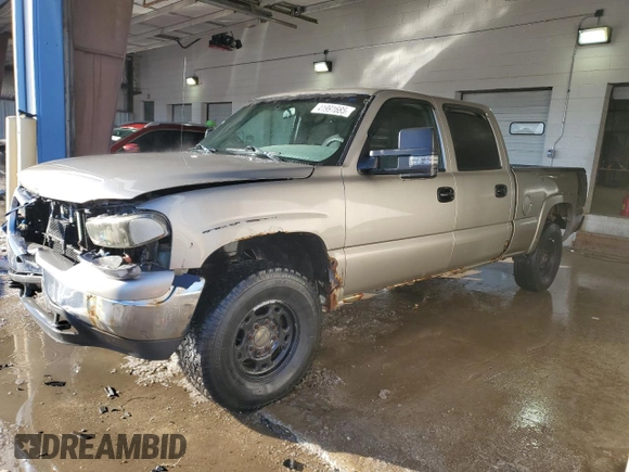 2001 GMC Sierra 1500HD SLT z VIN 1GTGK13U51F151024, wystawiony jako Copart lot #41991685 z przebiegiem 187 734 mil mil oraz Szkody całkowita. Historia ofert i sprzedaży dostępna na DreamBid. Obrazek 1.