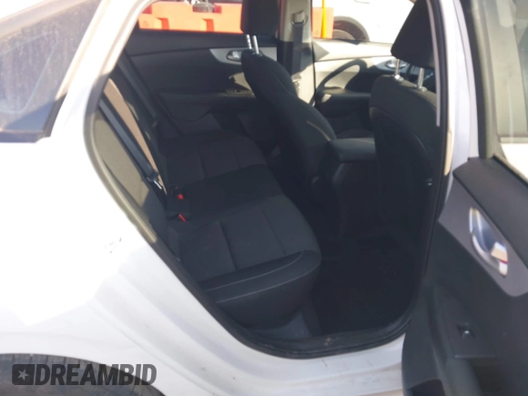 2024 Kia Forte LXS with VIN 3KPF24AD7RE818472, listed as a IAAI auction lot 41133832 with 4,107 mi miles and . Bid and sale history available at DreamBid. Image 8.