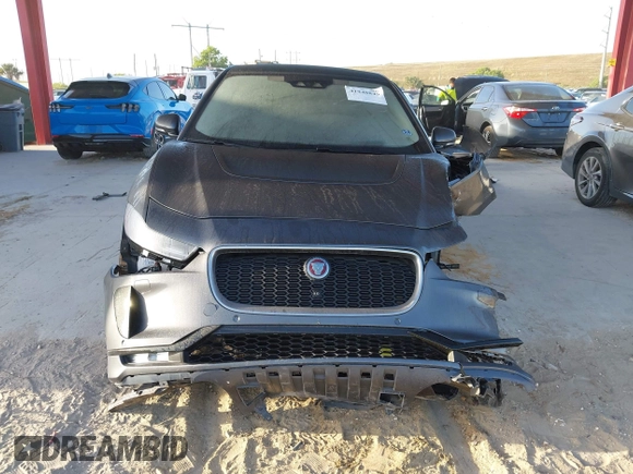2019 Jaguar I-PACE HSE with VIN SADHD2S10K1F72747, listed as a IAAI auction lot 41948849 with 42,843 mi miles. Bid and sale history available at carsss.com. Image 13.