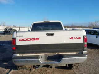 2002 Dodge 2500 with VIN 3B7KF23672M273990, listed as a IAAI auction lot 41354174 with 198,542 mi miles and . Bid and sale history available at DreamBid. Image 16.
