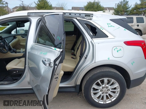 2017 Cadillac XT5 FWD with VIN 1GYKNARS3HZ184081, listed as a IAAI auction lot 41795974 with 109,032 mi miles. Bid and sale history available at carsss.com. Image 17.