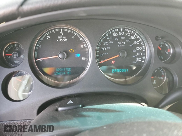 2008 Chevrolet Suburban LTZ with VIN 1GNFC16068R200118, listed as a Copart auction lot 66506065 with 134,204 mi miles and Salvage title. Bid and sale history available at DreamBid. Image 9.