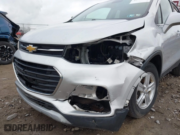 2017 Chevrolet Trax LT with VIN KL7CJPSB6HB133666, listed as a IAAI auction lot 41812766 with 80,376 mi miles. Bid and sale history available at carsss.com. Image 6.