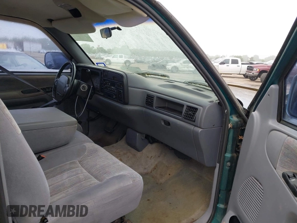 1997 Dodge 1500 with VIN 1B7HC13ZXVJ564122, listed as a IAAI auction lot 42159728 with 88,665 mi miles and . Bid and sale history available at DreamBid. Image 5.