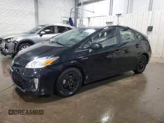 2015 Toyota Prius Four z VIN JTDKN3DU6F0432836, wystawiony jako Copart lot #61211125 z przebiegiem 264 261 mil mil oraz Czysty tytuł • Clean title. Historia ofert i sprzedaży dostępna na DreamBid. Obrazek 1.