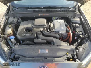 2015 Ford Fusion Titanium Hybrid with VIN 3FA6P0RU9FR172909, listed as a Copart auction lot 44025515 with 93,141 mi miles and Salvage Title. Bid and sale history available at carsss.com. Image 12.