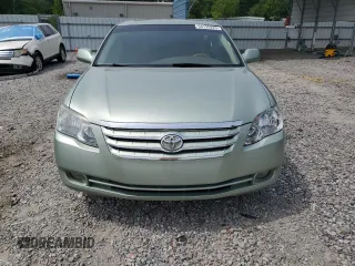 2006 Toyota Avalon XL z VIN 4T1BK36B16U132632, wystawiony jako Copart lot #54135225 z przebiegiem 153 679 mil mil oraz Szkoda całkowita • Salvage title. Historia ofert i sprzedaży dostępna na DreamBid. Obrazek 5.