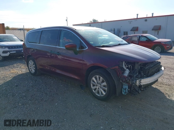 2021 Chrysler Voyager L z VIN 2C4RC1AG1MR542042, wystawiony jako IAAI lot #40626082 z przebiegiem 119 431 mil mil oraz . Historia ofert i sprzedaży dostępna na DreamBid. Obrazek 1.