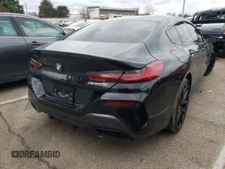 2022 BMW 8 Series M850i with VIN WBAGV8C08NCH71533, listed as a Copart auction lot 59507253 with 0 mi miles. Bid and sale history available at carsss.com. Image 4.