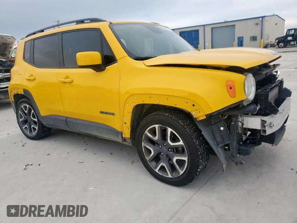 2018 Jeep Renegade Altitude with VIN ZACCJABB1JPH12561, listed as a Copart auction lot 60659245 with 39,562 mi miles and Salvage title. Bid and sale history available at DreamBid. Image 4.