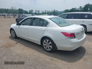 2010 Honda Accord EX-L z VIN 1HGCP2F80AA008145, wystawiony jako IAAI lot #42436858 z przebiegiem 162 739 mil mil oraz . Historia ofert i sprzedaży dostępna na DreamBid. Obrazek 3.