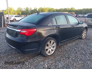 2014 Chrysler 200 LX with VIN 1C3CCBAB9EN212572, listed as a IAAI auction lot 41917356 with 194,755 mi miles. Bid and sale history available at carsss.com. Image 4.