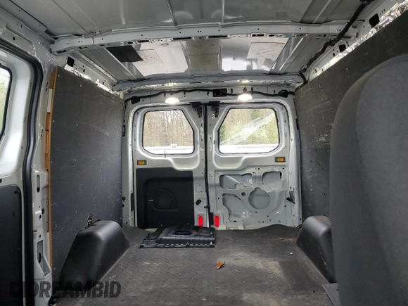 2017 Ford Transit z VIN 1FTYR1YM8HKA78211, wystawiony jako Copart lot #53779825 z przebiegiem 16 834 mil mil oraz Szkoda całkowita • Salvage title. Historia ofert i sprzedaży dostępna na DreamBid. Obrazek 10.