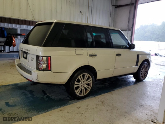 2010 Land Rover Range Rover HSE LUX with VIN SALMF1D41AA324694, listed as a Copart auction lot 71412224 with 180,984 mi miles and Clean Title. Bid and sale history available at carsss.com. Image 3.