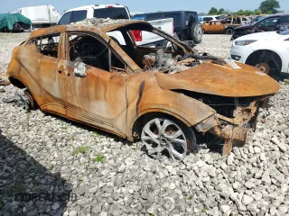 2018 Toyota C-HR XLE with VIN NMTKHMBX3JR049998, listed as a Copart auction lot 61815245 with Not provided miles and Non repairable. Bid and sale history available at DreamBid. Image 4.